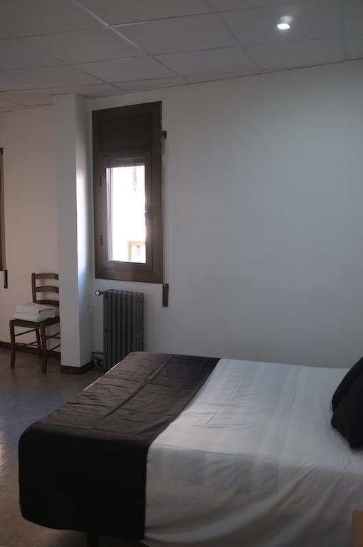 Hostal Europa Otel Barselona Oda fotoğraf